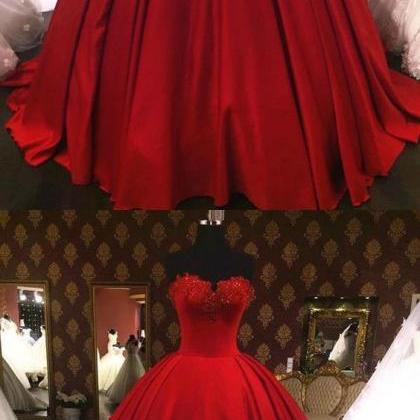 Dark Red Quinceanera Dresses With Lace Appliques..