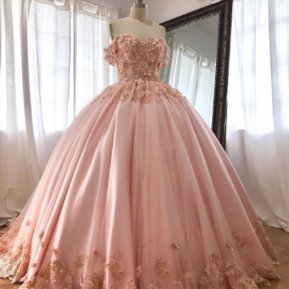 Pink Embroidered Lace Quinceanera Dresses Ball..