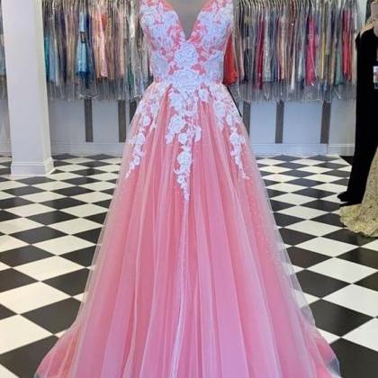 Pink Long Prom Dress With White Lace Appliques..