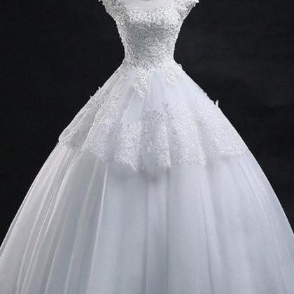 Scoop Long Lace-up Tulle Wedding Dress Ball Gown..