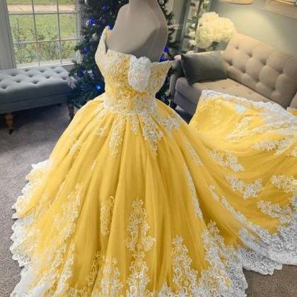 Beauty And The Beast Wedding Dress / Custom..