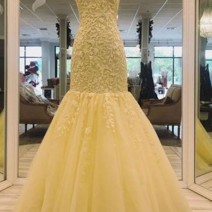 Mermaid Yellow Lace Long Prom Dress