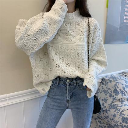 Stylish Long-sleeved Sweater