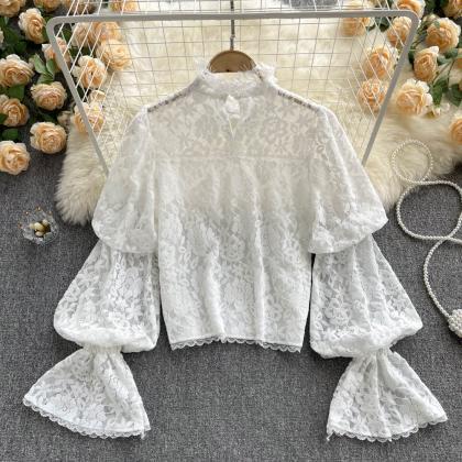 Lovely Lace Long-sleeved Tops