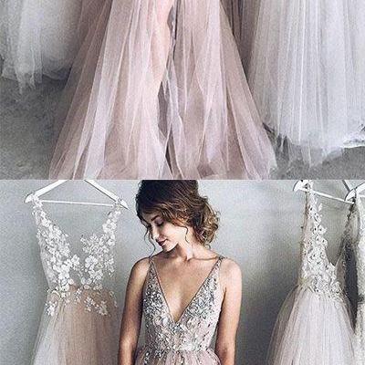 Sexy A-Line Deep V-Neck Champagne Tulle Long Prom/Evening Dress with Appliques M1091