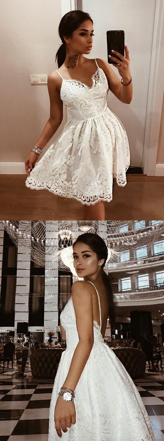 A-line Spaghetti Straps Backless White Lace Homecoming Dress With Appliques M4197