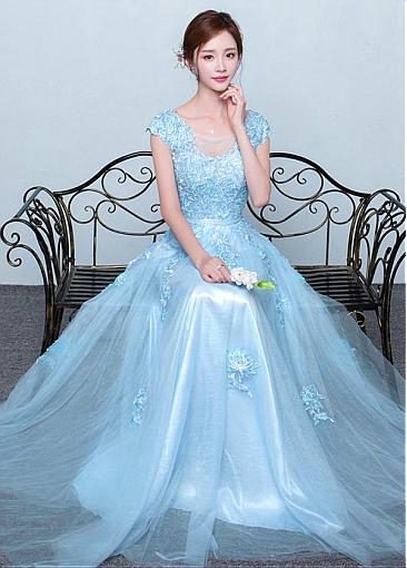 Tulle Scoop Neckline A-line Prom Dresses With Lace Appliques M4932