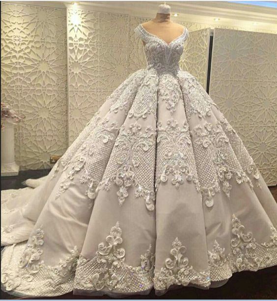 Gorgeous Wedding Ball Gown Prom Dresses,elegant Prom Gowns ,applique Evening Dresses,fashion Prom Dress M5890
