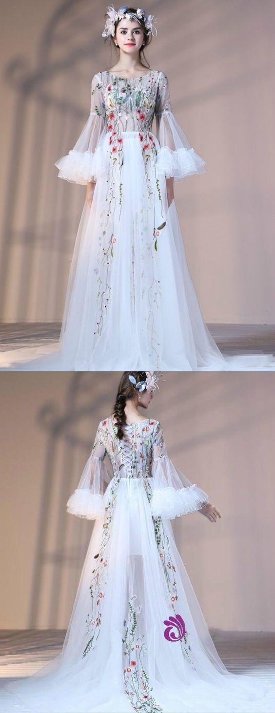 Elegant White Tulle A-line Prom Dresses, Long Sleeve Applique Round Neckline Prom Dresses M6390