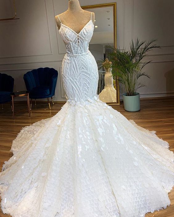 Attractive Tulle Spaghetti Straps Neckline Mermaid Wedding Dresses With Lace Appliques M1361 On 9320