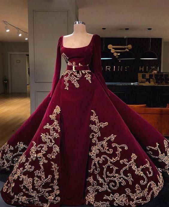 Long Sleeve Boat Neck Lace Appliqué Modest Arabic Prom Gown M3762