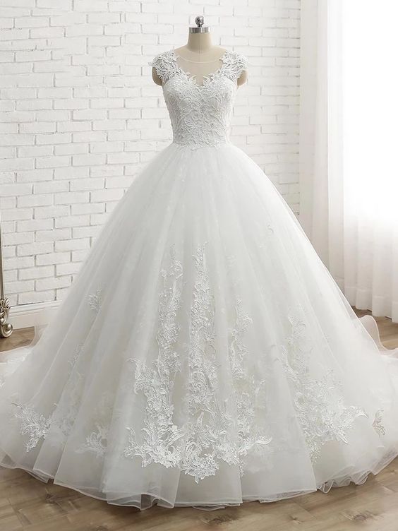 Lace-up Tulle Ball Gown Wedding Dresses