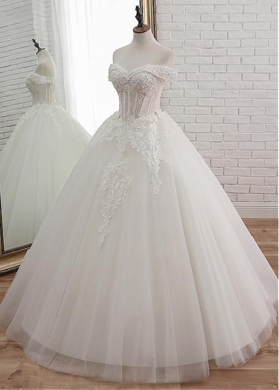 Off-The-Shoulder Ball Gown Tulle Wedding Dress with Delicate Lace Appliques