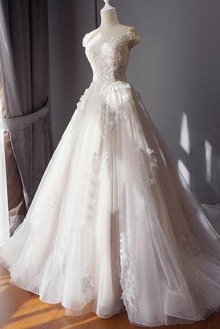 Ball Gown Off Shoulder Sweetheart Appliques Beading Tulle Wedding Dresses