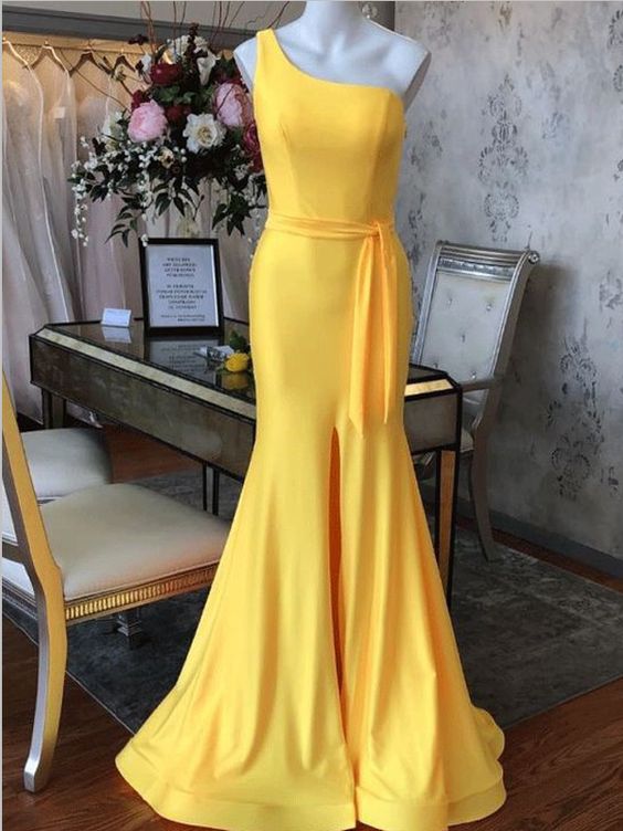 Simple One Shoulder Light Yellow Mermaid Long Evening Prom Dresses