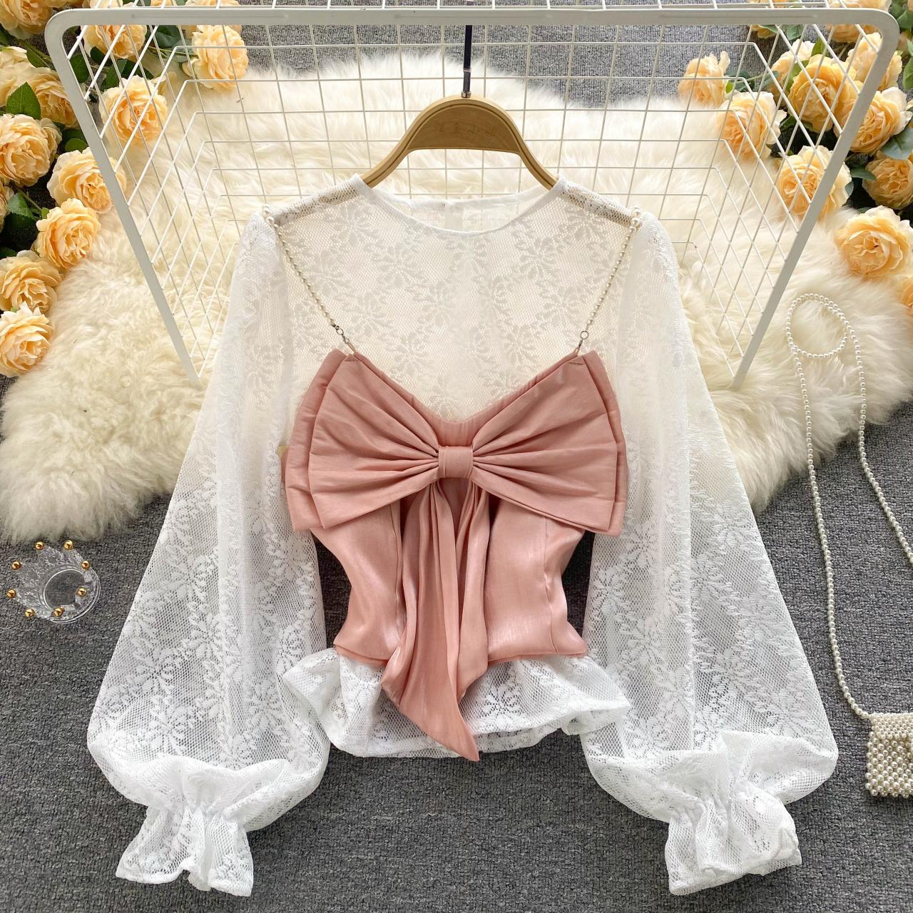 Cute bowknot camisole with loose shir