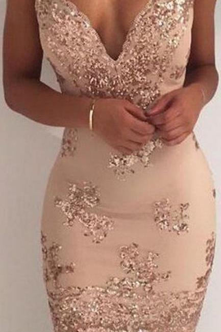 Sexy Cockrail Dresses,backless Homecoming Dresses,v Neck Homecoming Dress,tight Cocktail Dresses,appliques Prom Dresses M00076