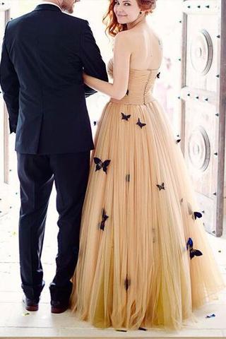 A-line Strapless Sweetheart Lace Up Prom Dress,tulle Sleeveless Ruffles Wedding Dresses M1946