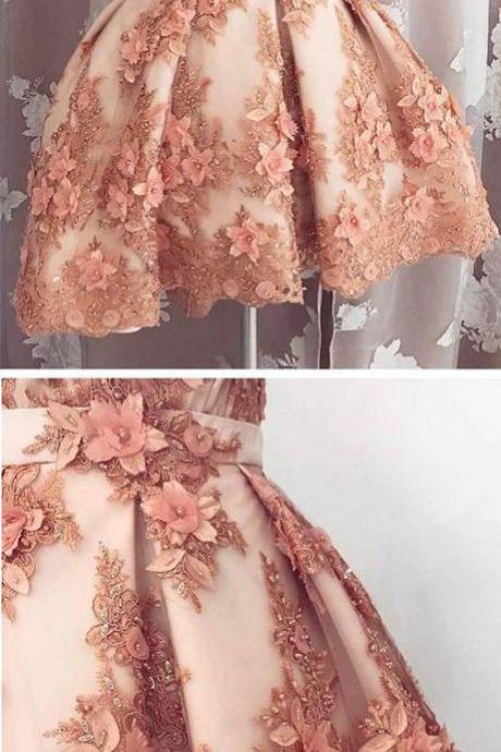 Cute A-line Deep-v Lace Appliqued Short Homecoming Dresses M3427