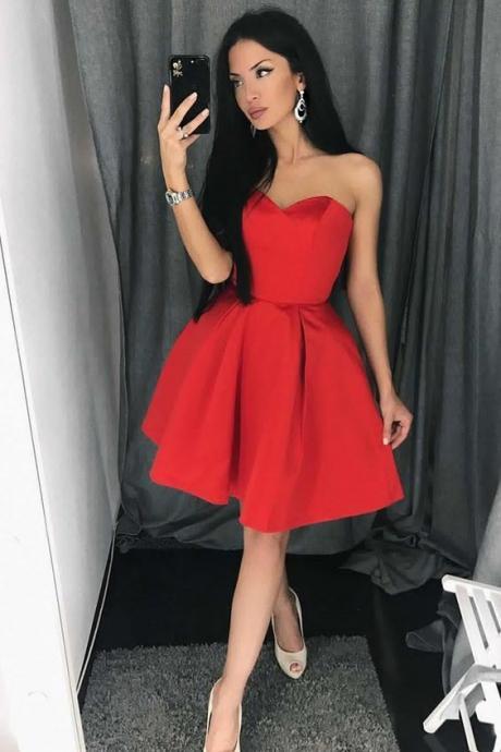 A-line Sweetheart Above-knee Red Satin Homecoming Dress With Pleats M4185