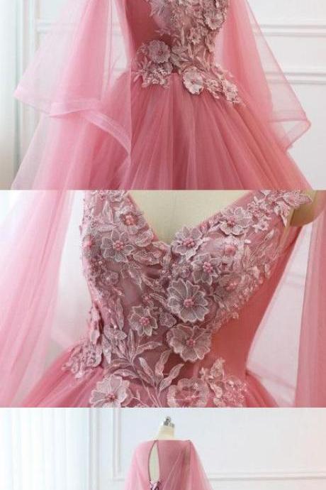 Chic A-line V Neck Applique Prom Dresses Modest Lace Prom Dress Evening Dresses M5719