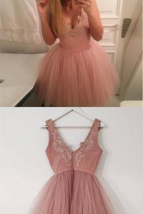 Pretty V-neck Short Blush Pink Appliques Homecoming Dresses M7120