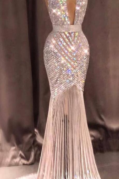 Stunning Tulle Halter Neckline Floor-length Mermaid Evening Dresses With Embroidery & Beadings M7871