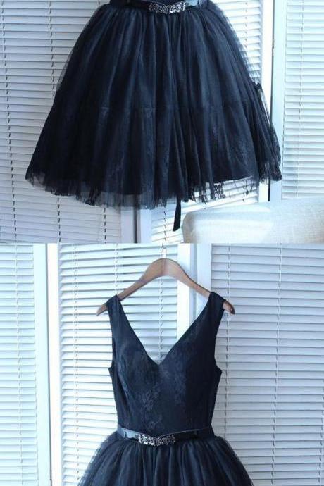 Simple Prom Dress, V-neck Prom Dress, Prom Dress, Lace Prom Dress, V-neck Homecoming Dress M8068