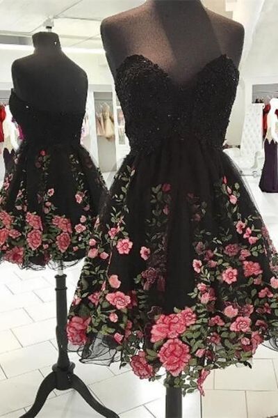 Sweetheart Knee-length Sequined Black Prom Dress With Appliques M8226