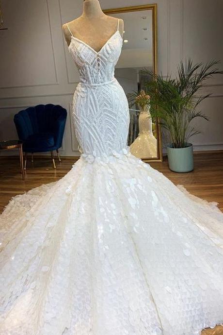 Attractive Tulle Spaghetti Straps Neckline Mermaid Wedding Dresses With Lace Appliques M1361