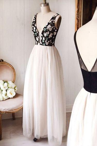 Sleeveless Floor Length Ball Gown Long Prom Dress M2018