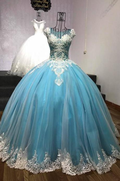 Elegant Ball Gown Quinceanera Dresses Lace Appliques M2786