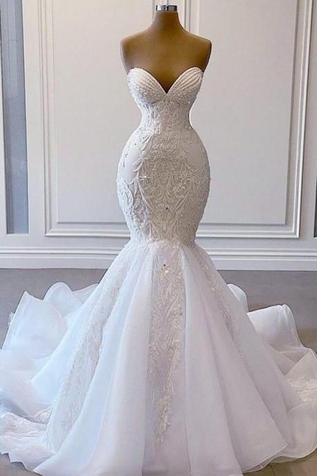 White Long Appliqued Wedding Dress M3063