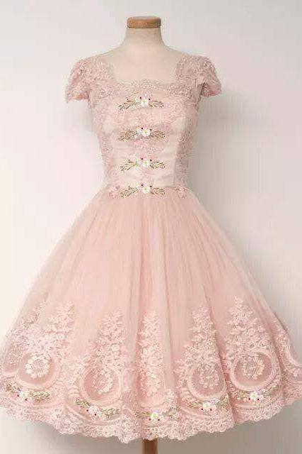 Pink Ball Gown Sleeveless Tea Length Square Neckline Tulle Appliques Lace Short Homecoming Dress M3095
