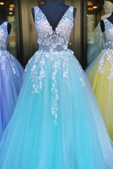 Sexy V-neck Prom Dress Long With Appliques And Beading M3376