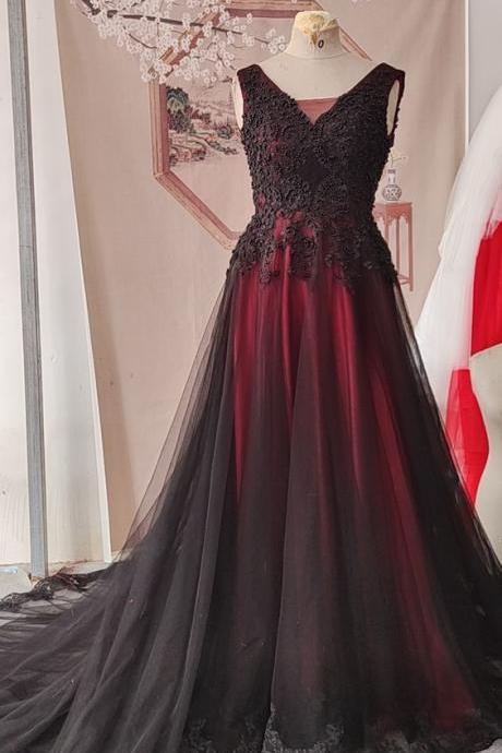 A-line Black And Red Wedding Dresses With Lace Appliques Colored Wedding Gowns M3419