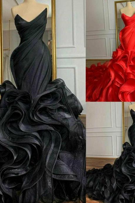 Black Red Wedding Dresses Long Train Organza Tiered Skirt Ruffled Plus Size Gown M3604
