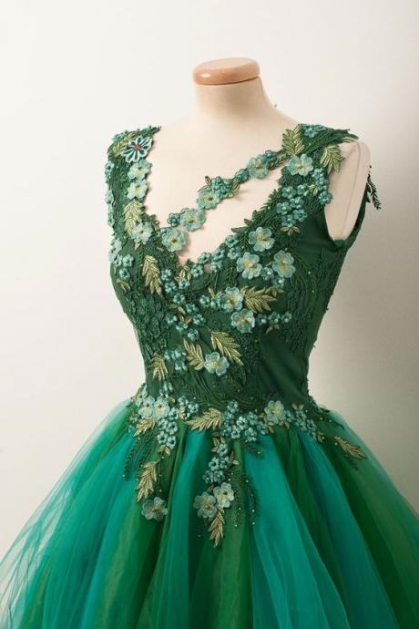Unique V Neck Green Tulle Lace Short Prom Dress, Green Homecoming Dress