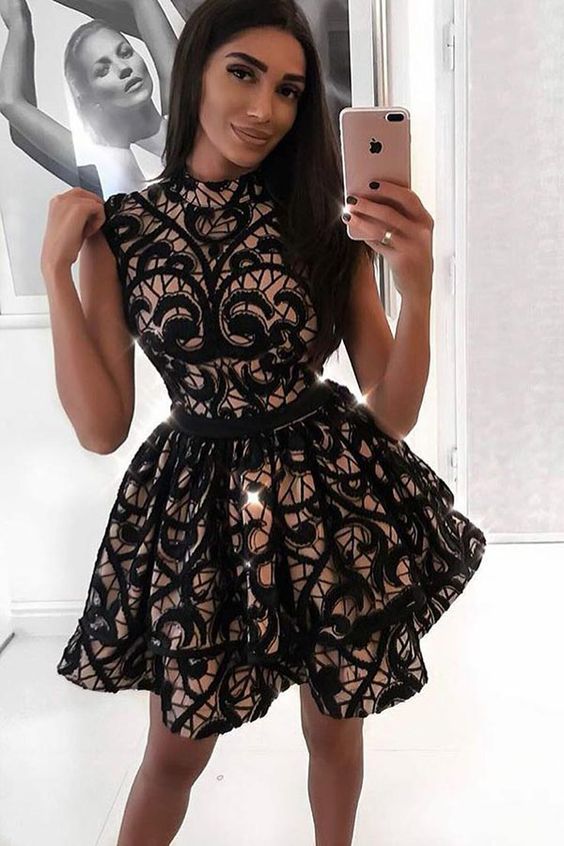 Classic Square Knee-Length Sleeveless Black Lace Homecoming Dress TR0113
