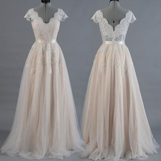 Vintage Elegance Embroidered Tulle A-line Prom Dress