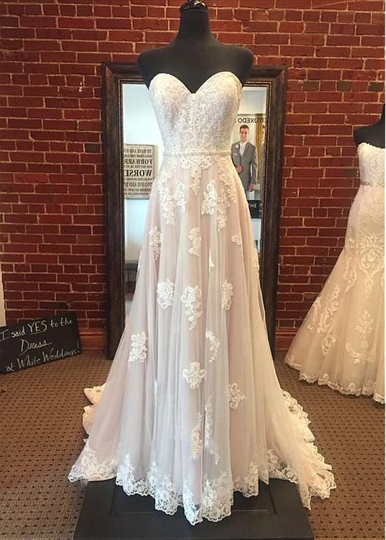 Magbridal Fashionable Tulle Sweetheart Neckline A Line Wedding Dress With Lace Appliques M2486 3903